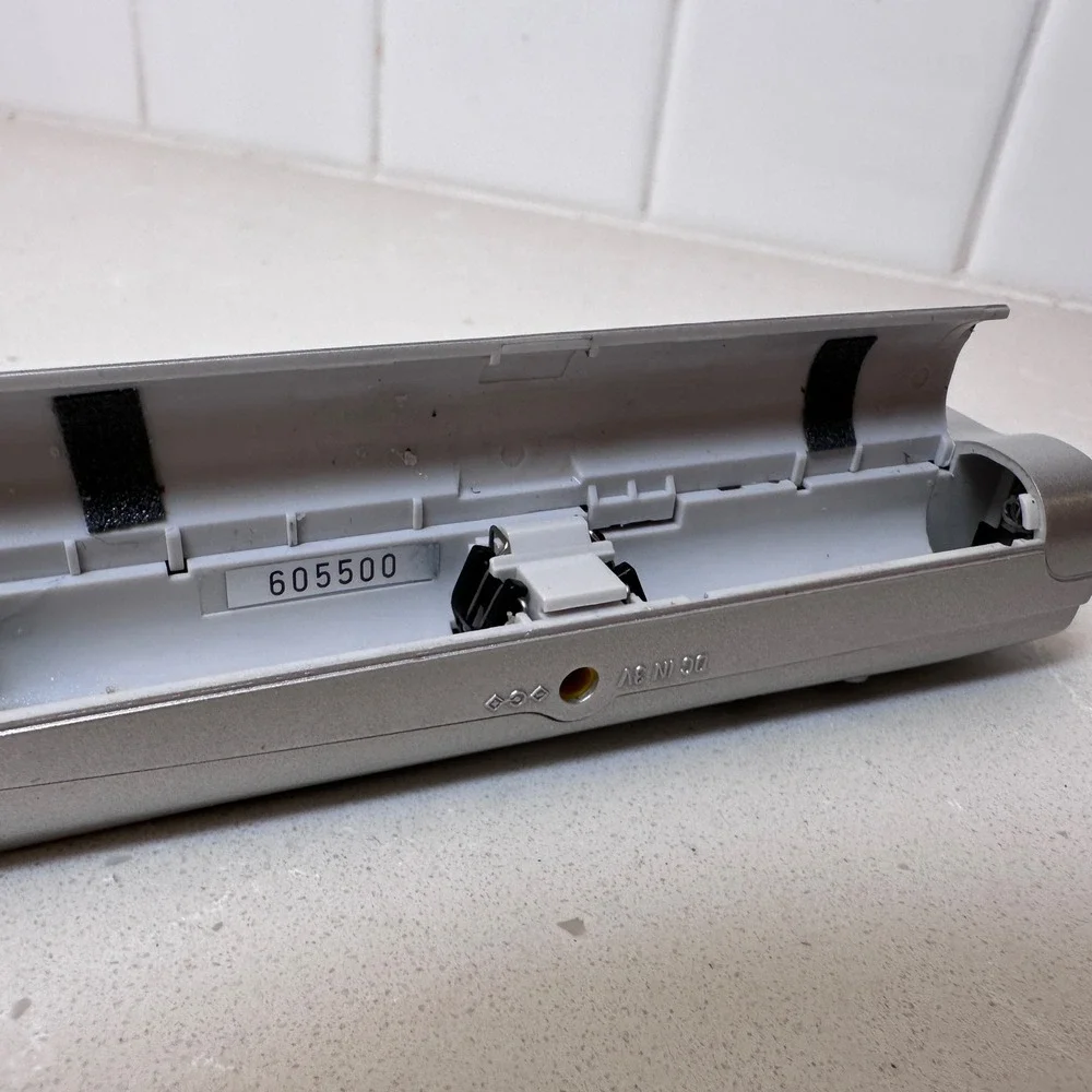 Sony IC Recorder ICD MS1 Digital Voice Recorder Memory Stick‎ 16MB Silver TESTED